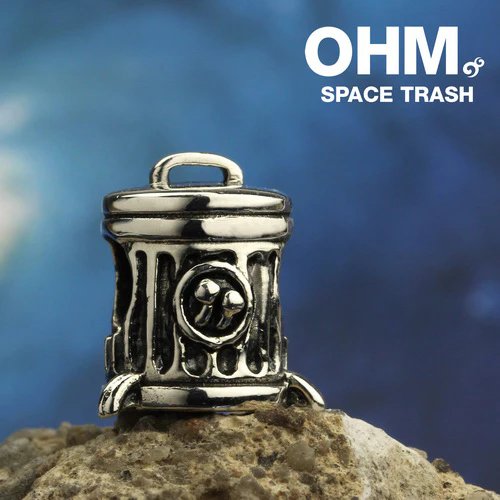 Space Trash - Image 3