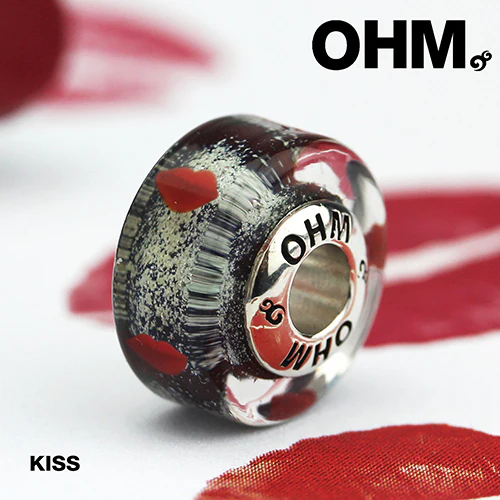 Kiss (Retired) - Image 4