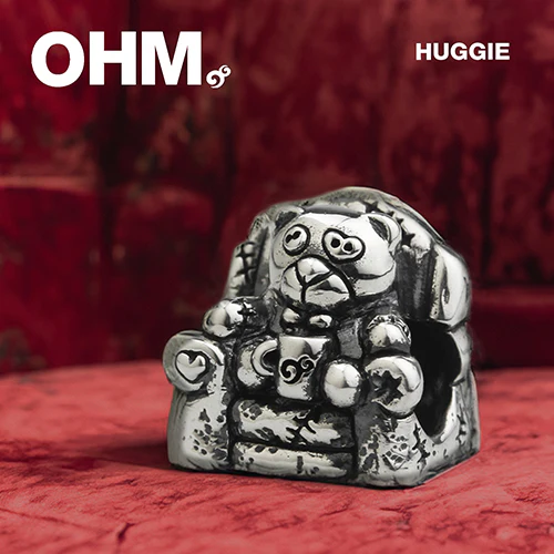 Huggie - Image 3