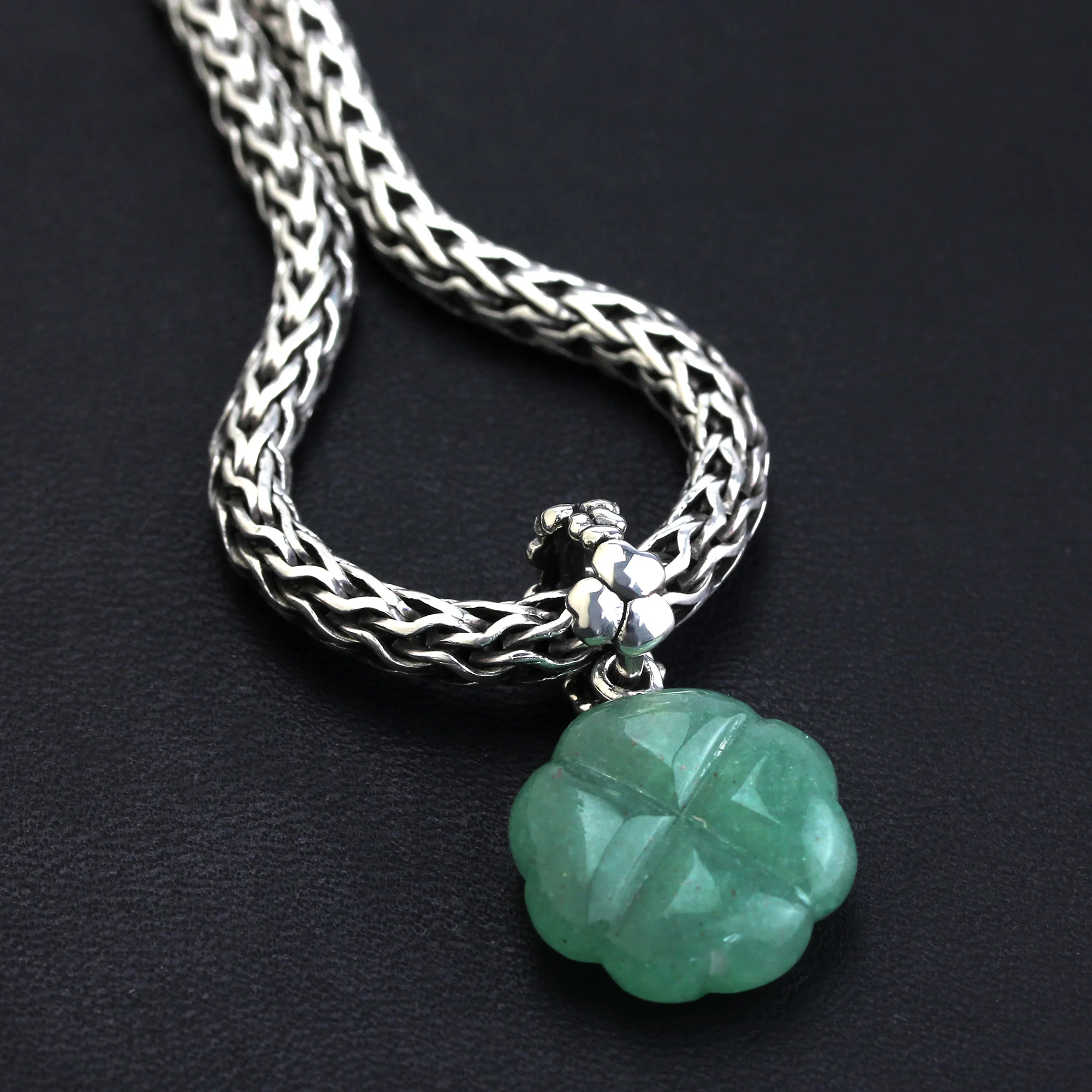 OROQ NO. 9 Lucky Radiance - Image 3